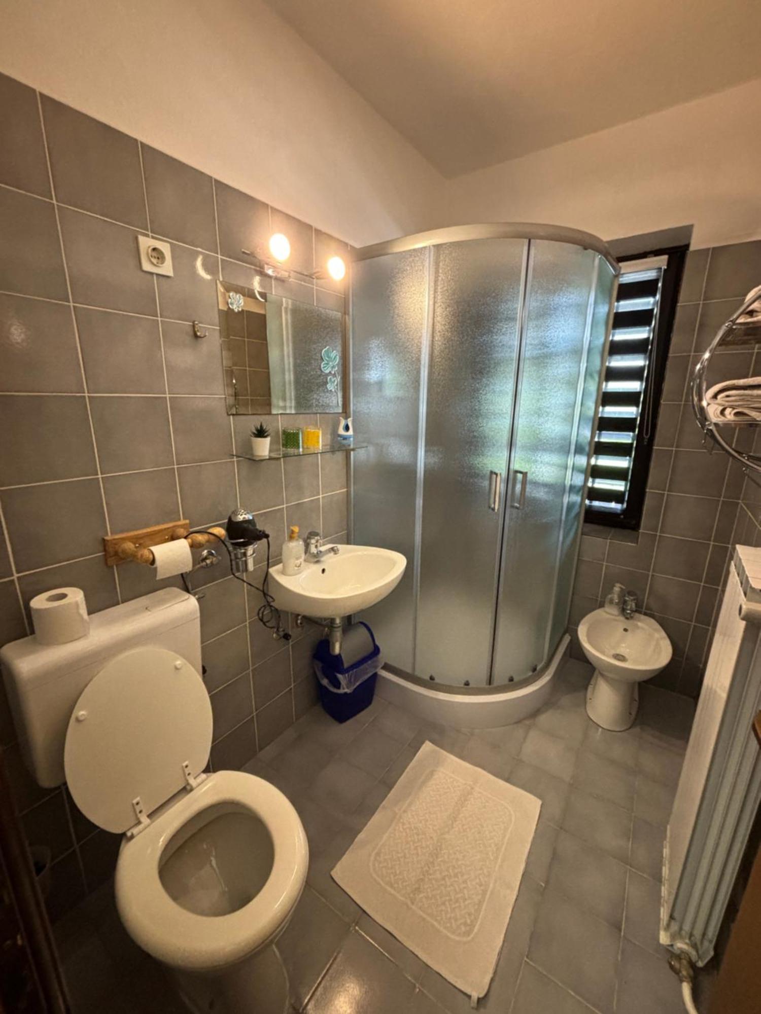 Guest House Kmecki Hram Fortuna Idrija Exterior photo